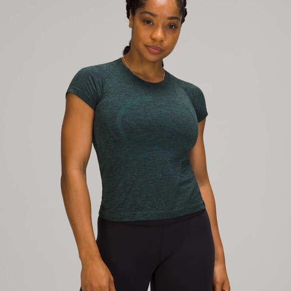 Lululemon Swiftly Tech SS v2 - size 12 - Picture 1 of 4